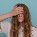 Comment enlever un chewing gum dans les cheveux sans couper